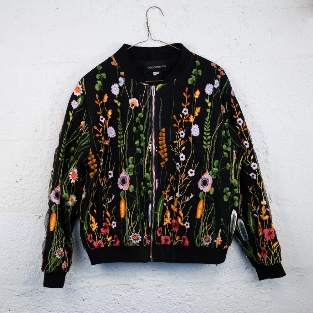 Floral Embroidered Bomber Jacket Size Women's XL